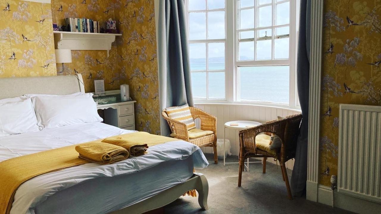 Whitecliff Guest House ウェーマス エクステリア 写真